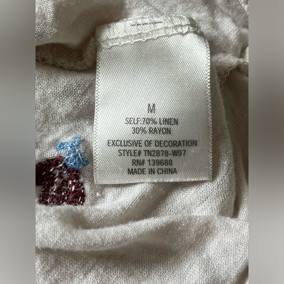 Mi Ami Cream Floral Embroidered Linen Blend Babydoll Top - Picture 7 of 7